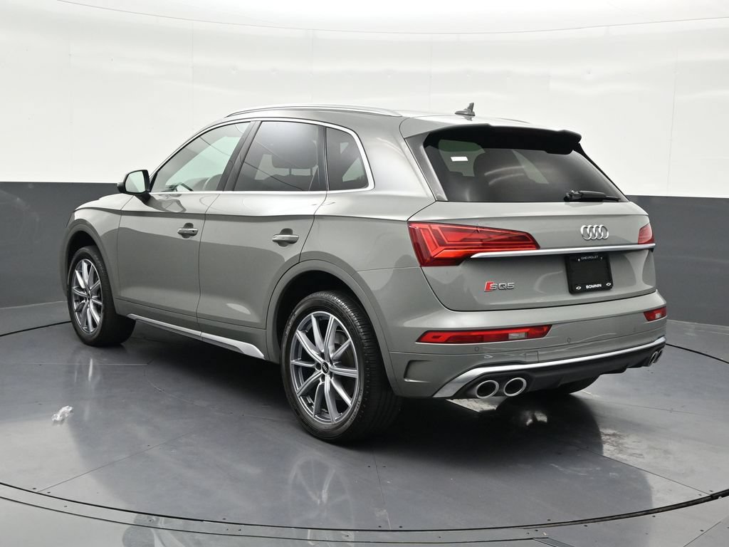 Used 2021 Audi SQ5 Premium Plus w/ Premium Plus Package AWD/4WD image 3