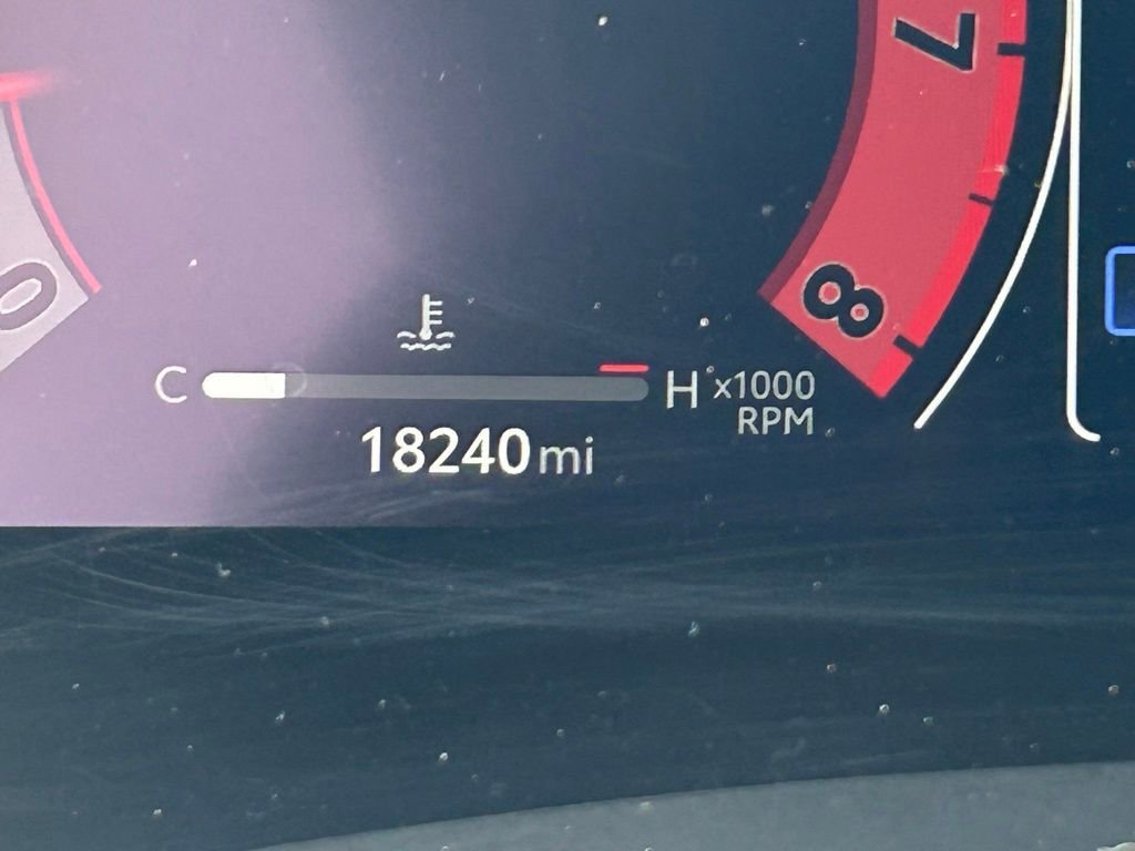 Used 2025 Toyota Highlander XSE image 20