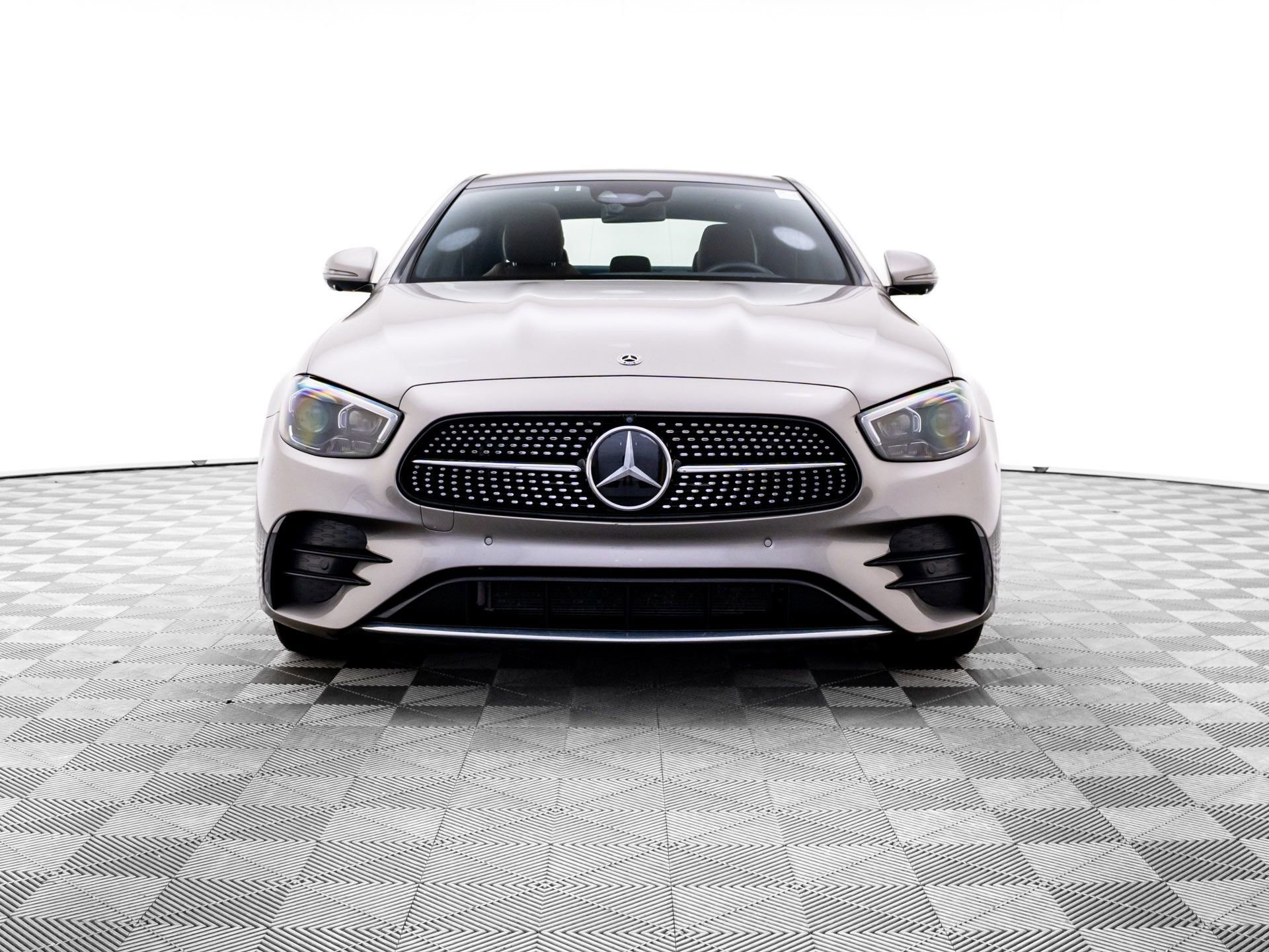 Used 2021 Mercedes-Benz E 350 4MATIC Sedan image 9