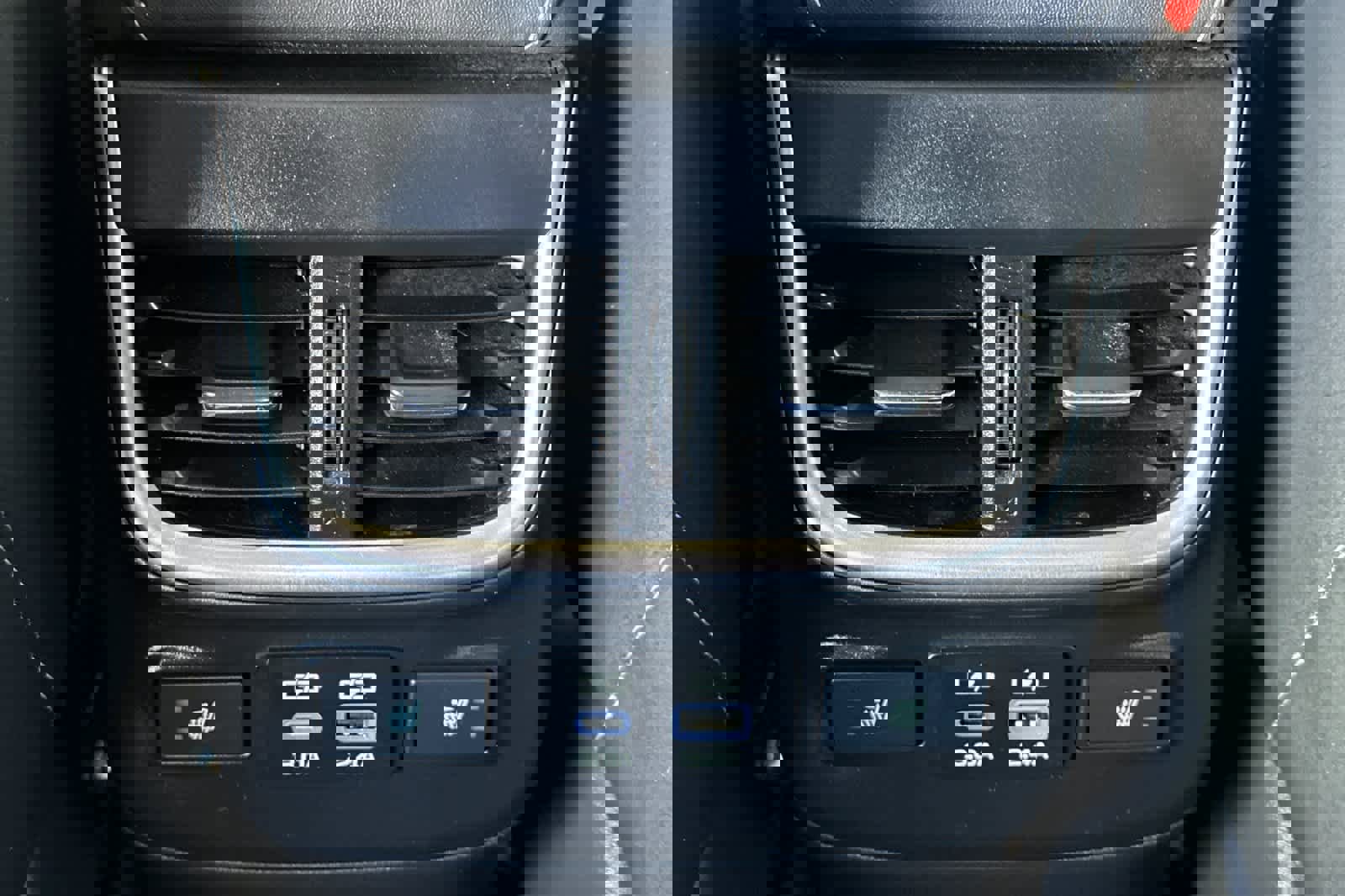 Used 2024 Subaru Outback Limited AWD/4WD image 14