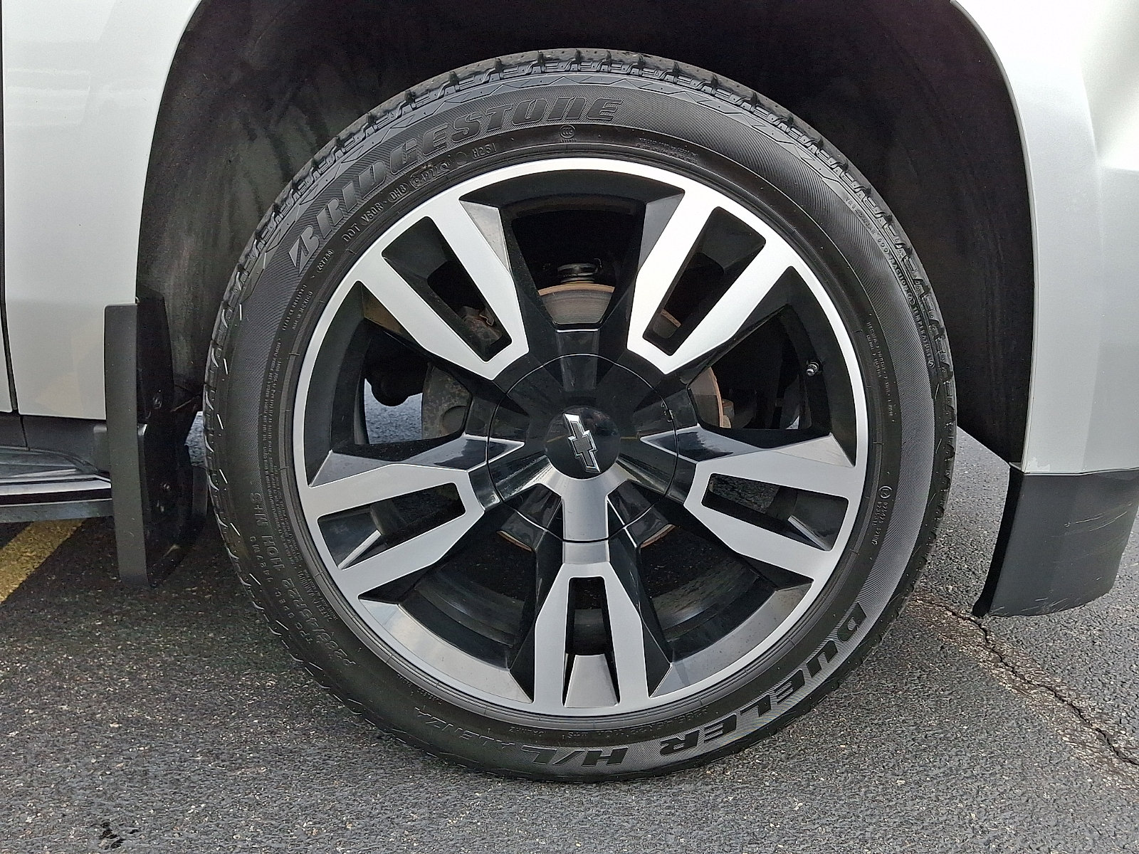 Used 2020 Chevrolet Suburban Premier AWD/4WD image 8