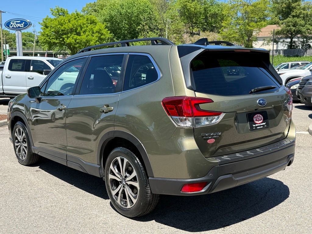 Used 2024 Subaru Forester Limited AWD/4WD image 8