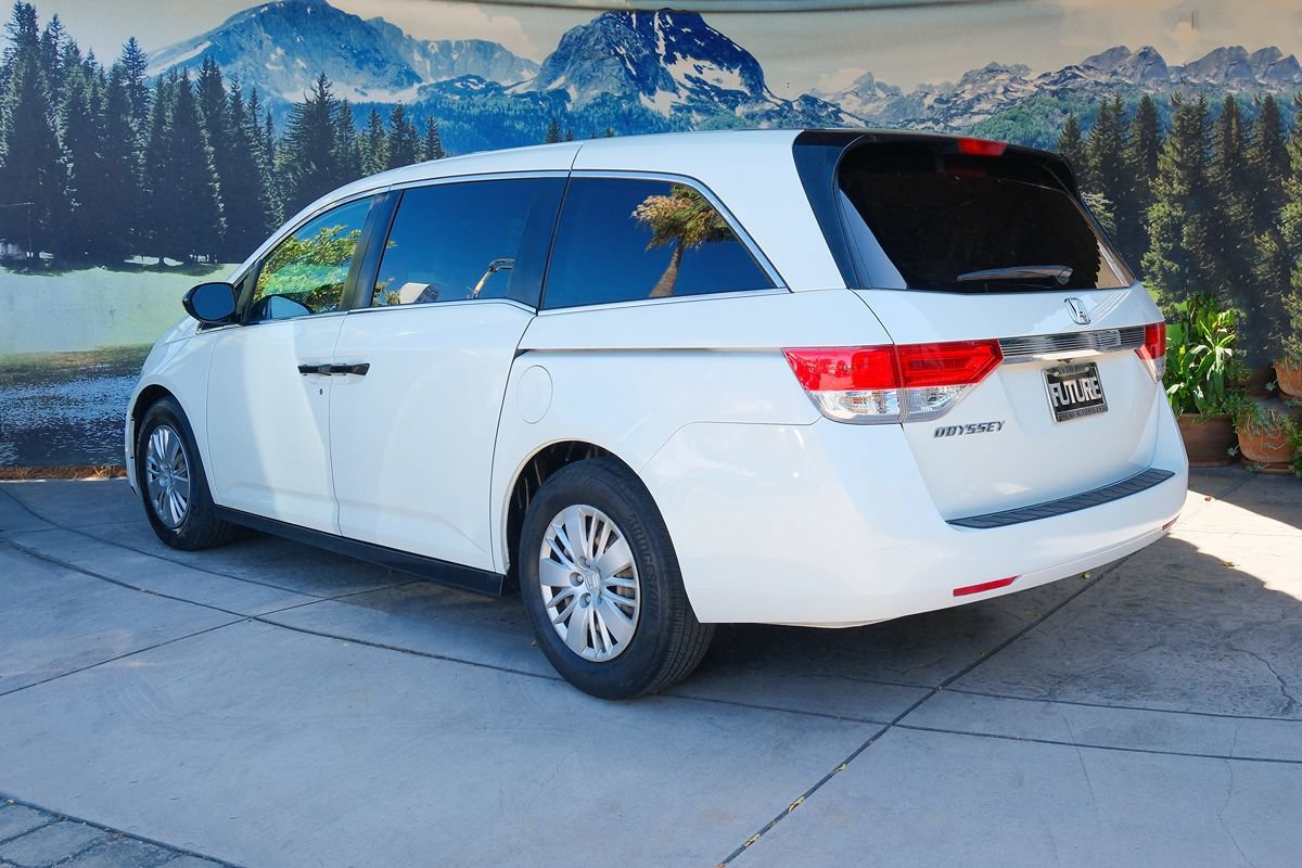 Used 2016 Honda Odyssey LX image 4
