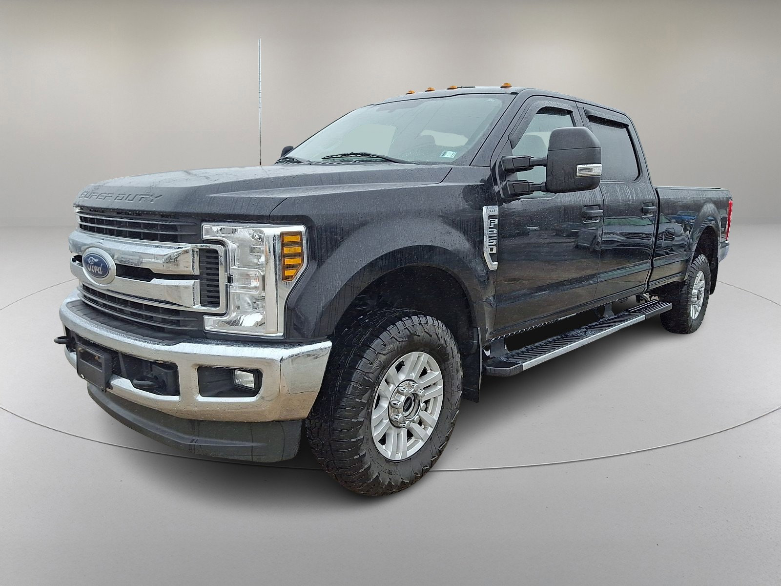 Used 2019 Ford F250 XLT w/ XLT Value Package image 5