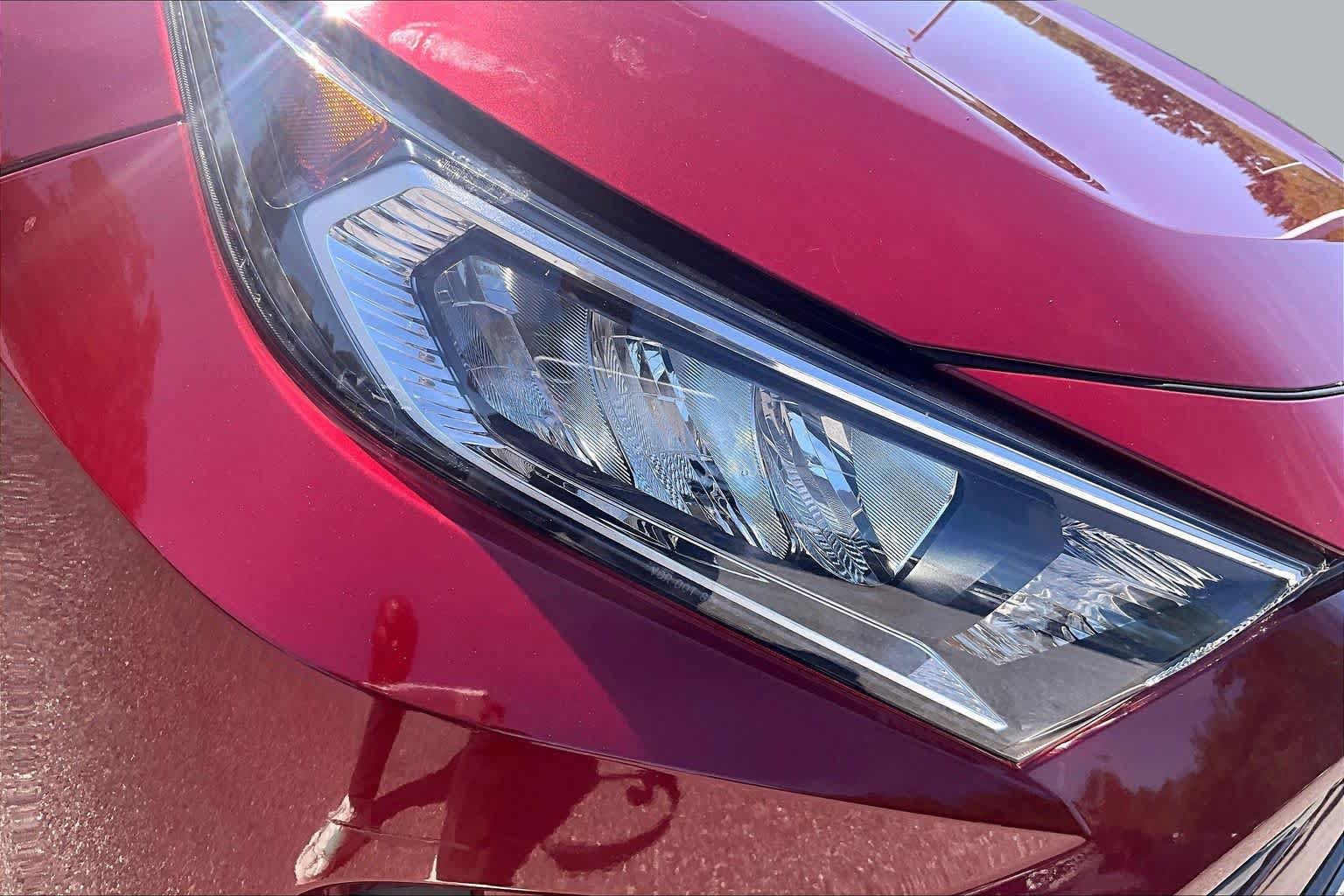 Used 2021 Toyota RAV4 XLE AWD/4WD image 27