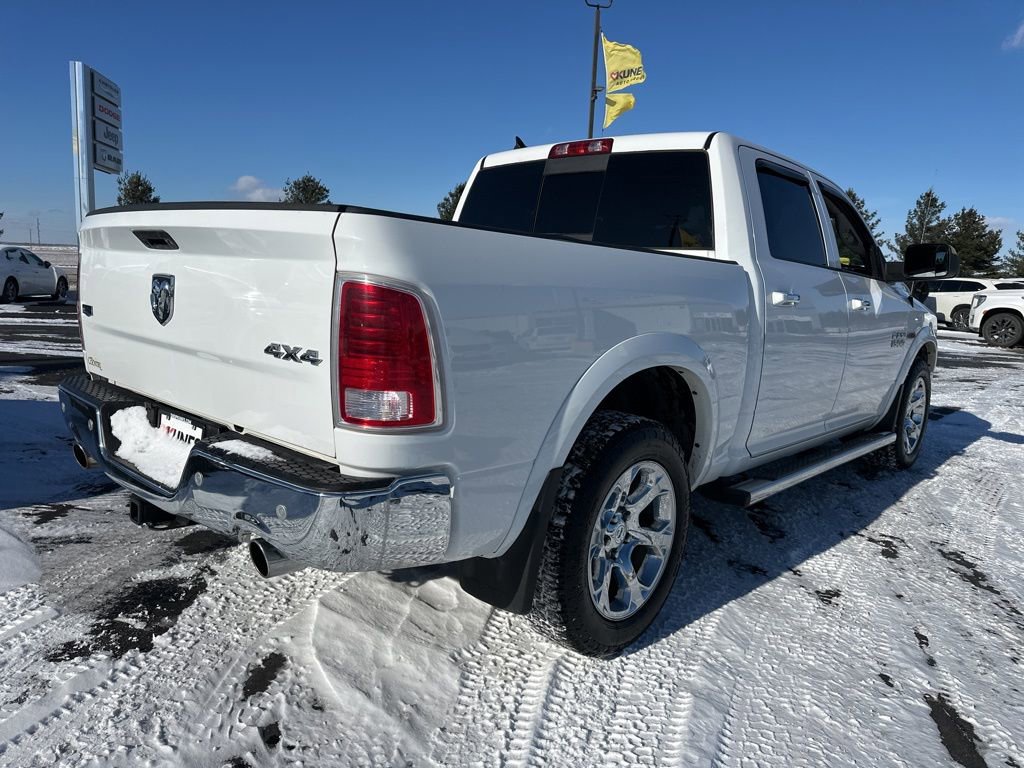 Used 2017 RAM 1500 Laramie w/ Convenience Group AWD/4WD image 7