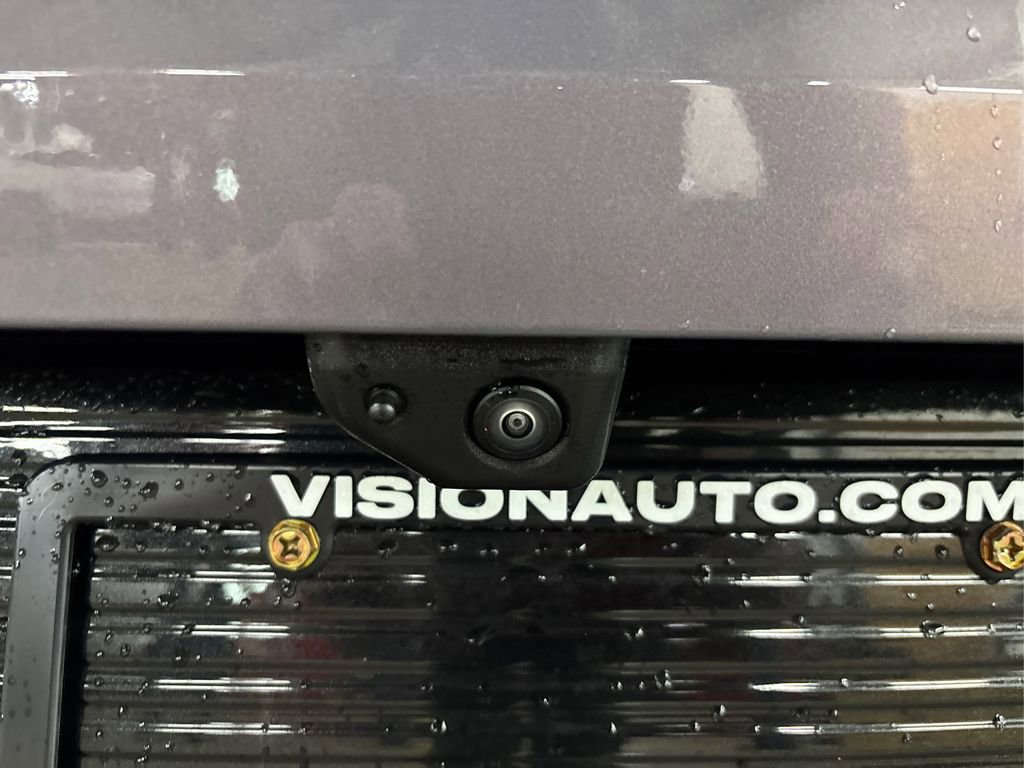 Used 2025 Chevrolet Equinox EV LT image 16