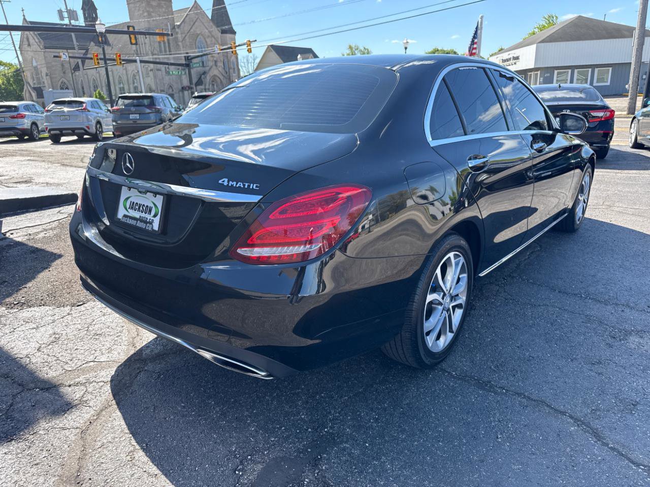 Used 2017 Mercedes-Benz C 300 4MATIC Sedan image 5