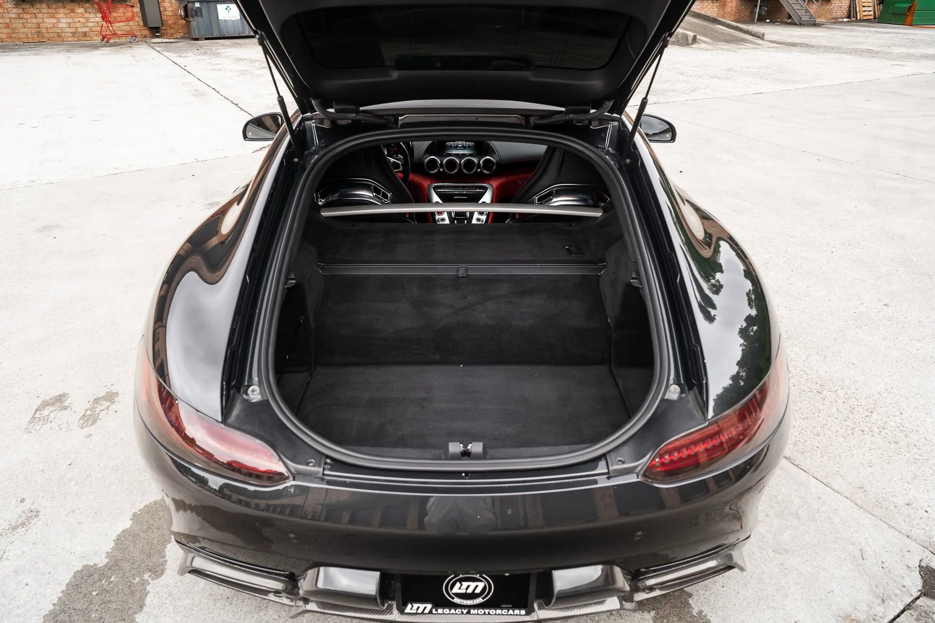 Used 2016 Mercedes-Benz AMG GT S w/ Exclusive Interior Package image 8