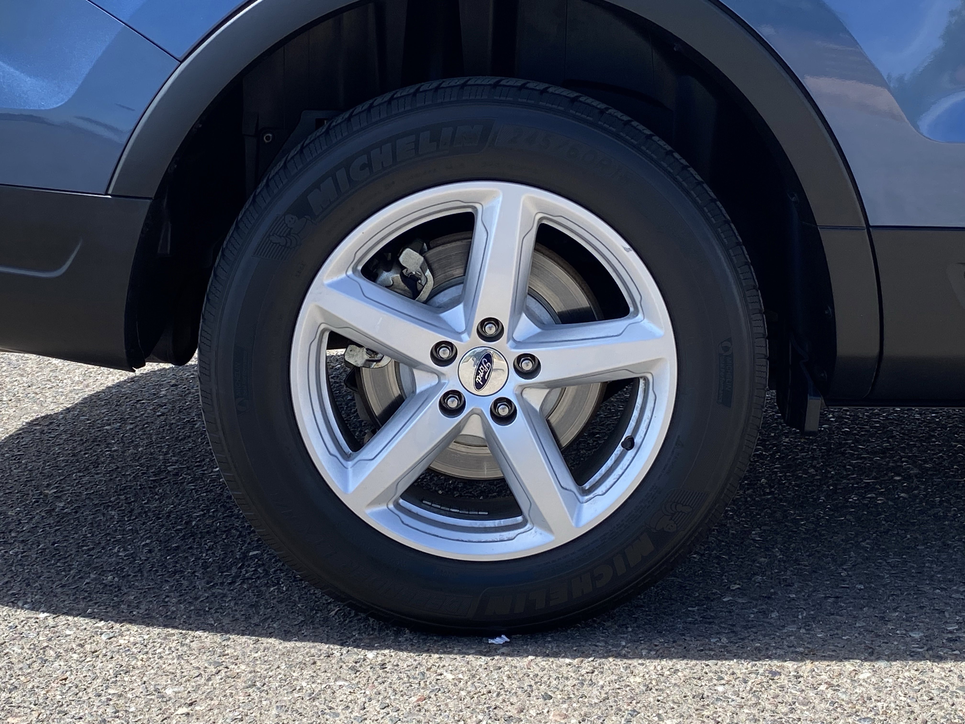 Used 2018 Ford Explorer XLT image 9