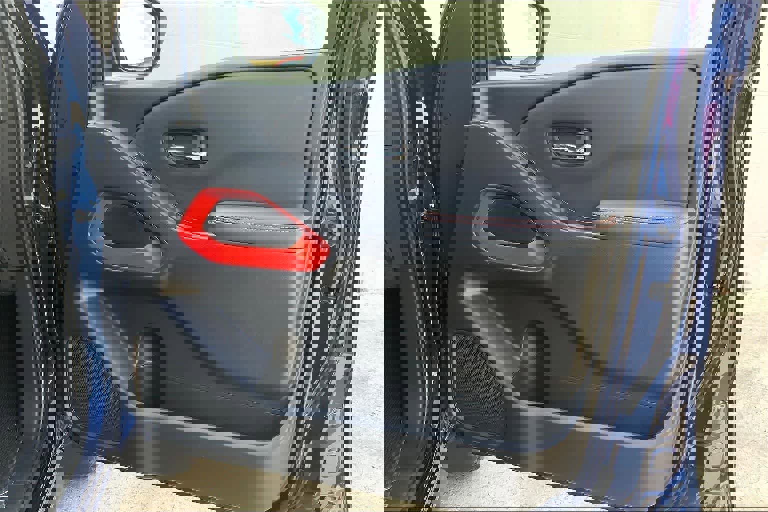 Used 2022 Nissan Frontier Pro-X image 28