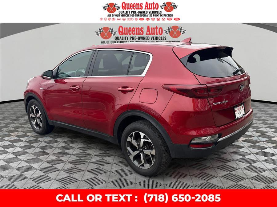 Used 2021 Kia Sportage LX image 4