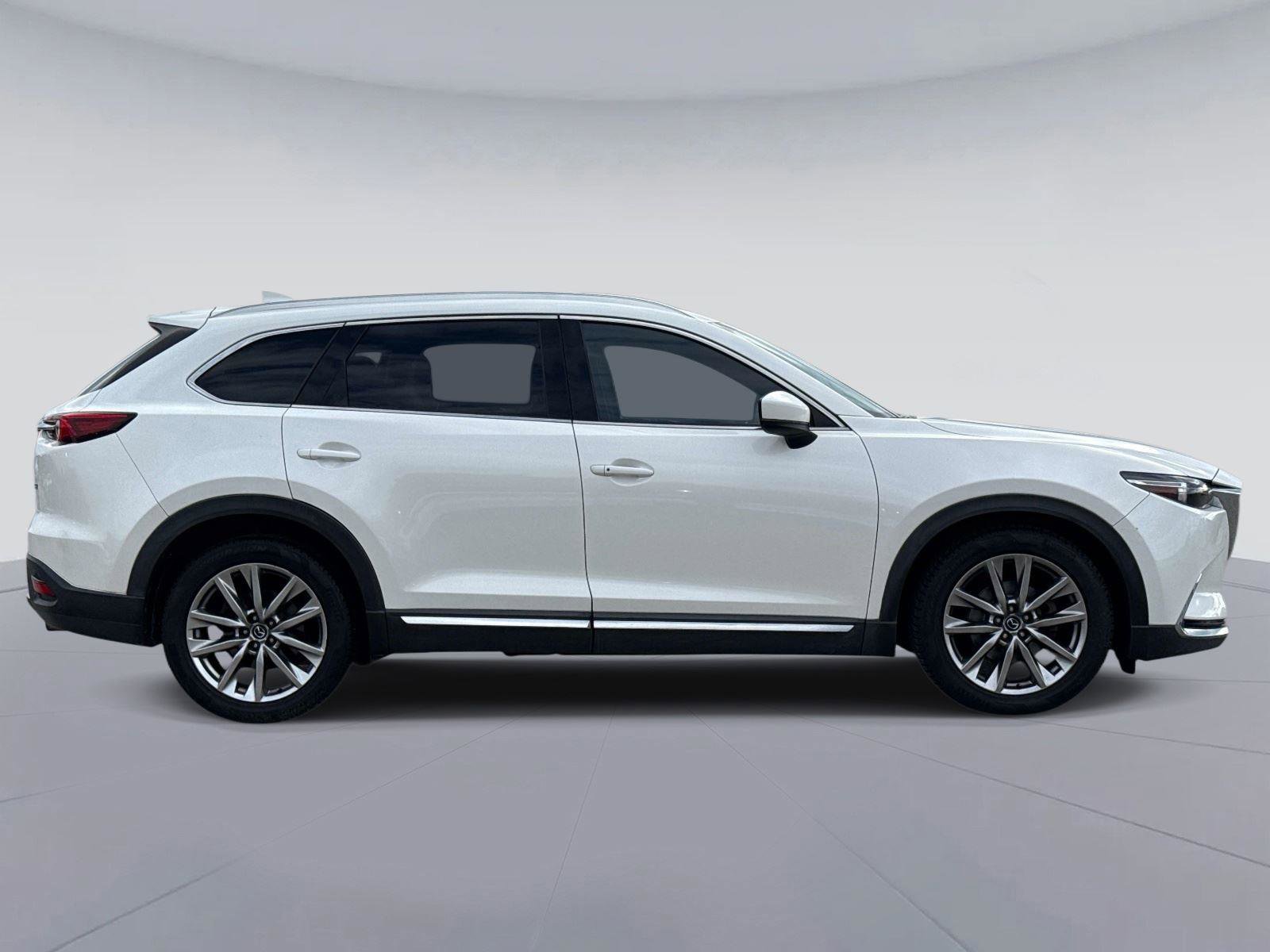 Used 2017 MAZDA CX-9 Grand Touring FWD image 2