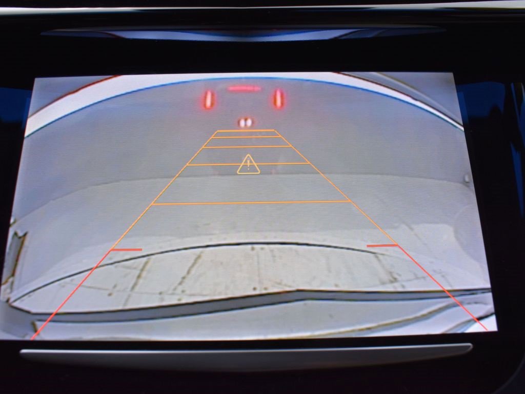 Used 2014 Cadillac ELR w/ Luxury Package image 21