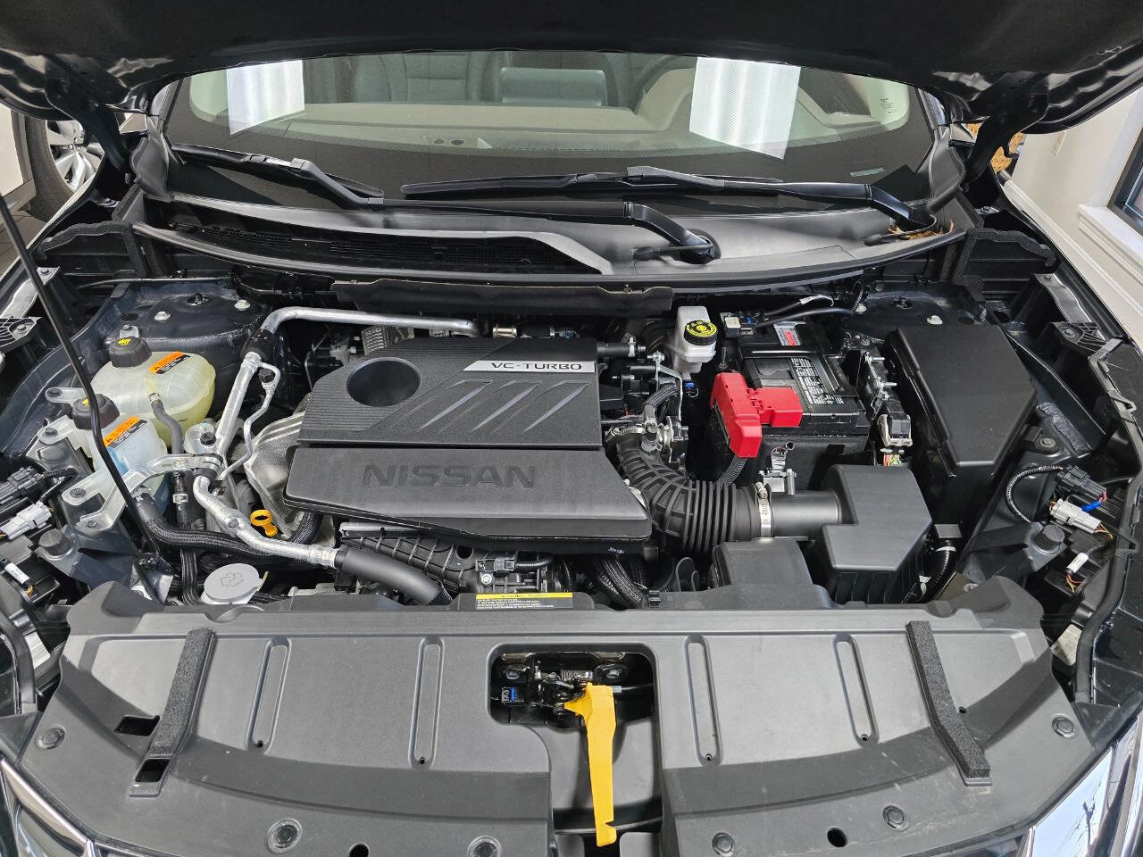 Used 2023 Nissan Rogue SV w/ SV Premium B Package image 37