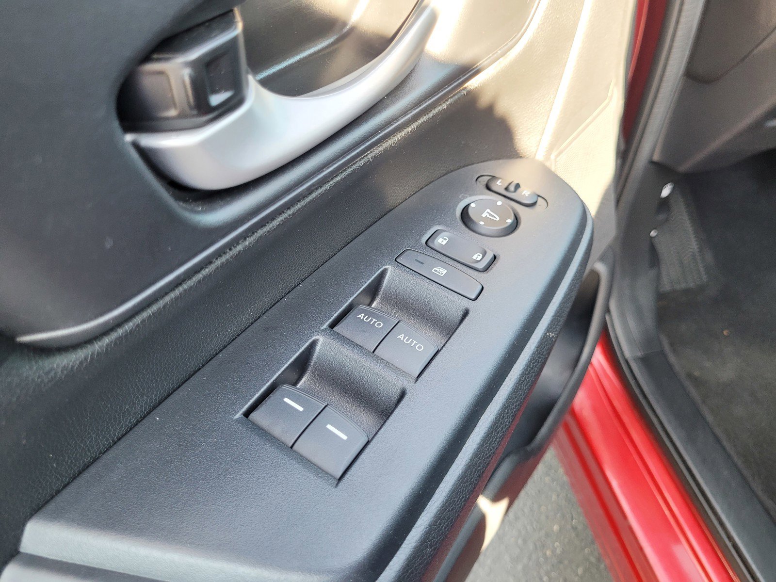 Used 2021 Honda CR-V Special Edition image 26