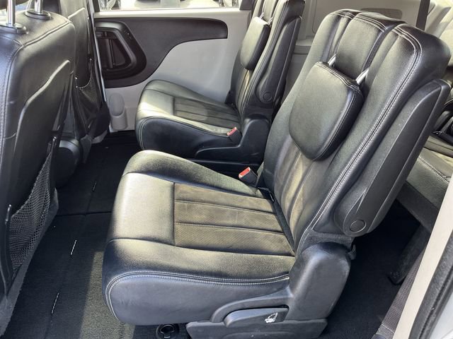 Used 2019 Dodge Grand Caravan SXT image 25