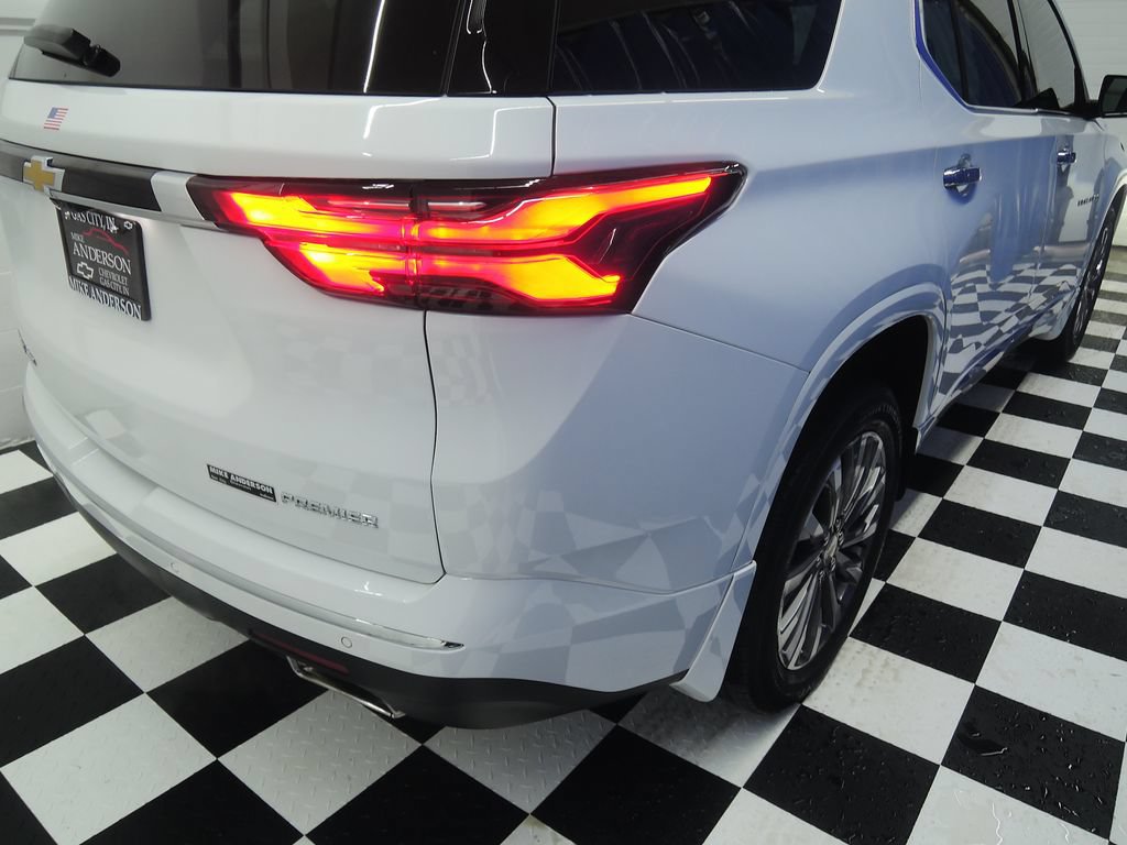 Used 2022 Chevrolet Traverse Premier AWD/4WD image 35