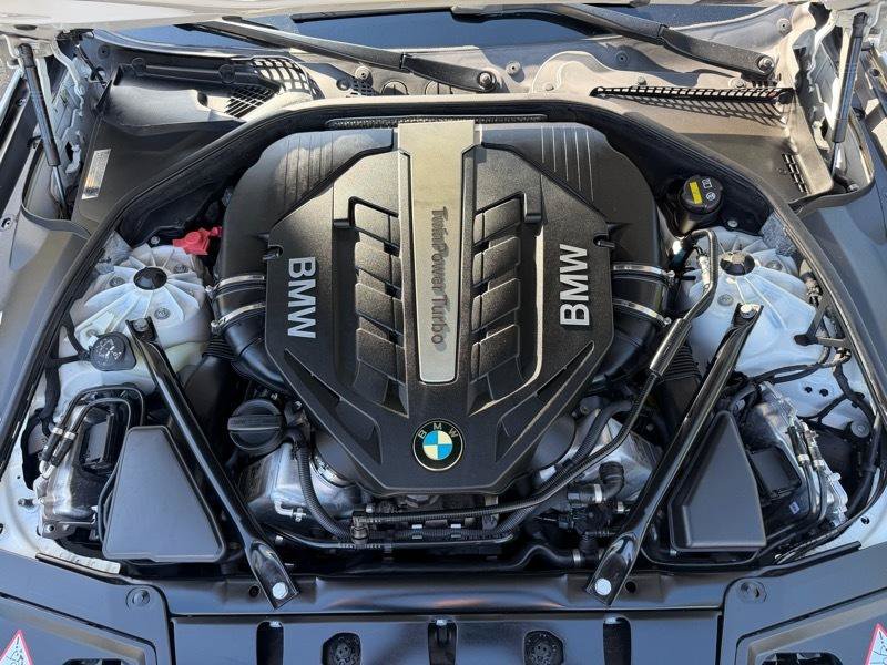 Used 2015 BMW 550i Sedan RWD image 79