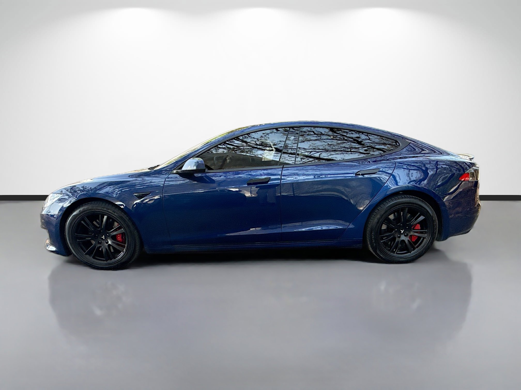 Used 2021 Tesla Model S Performance image 6