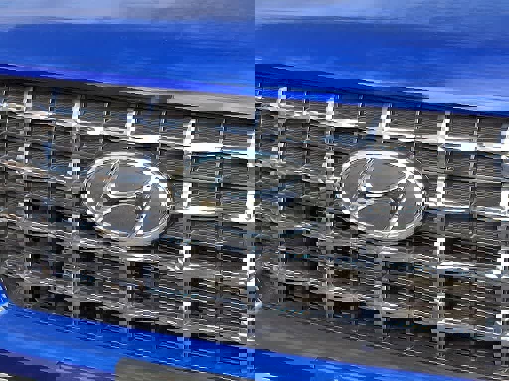 Used 2024 Hyundai Venue Limited image 29