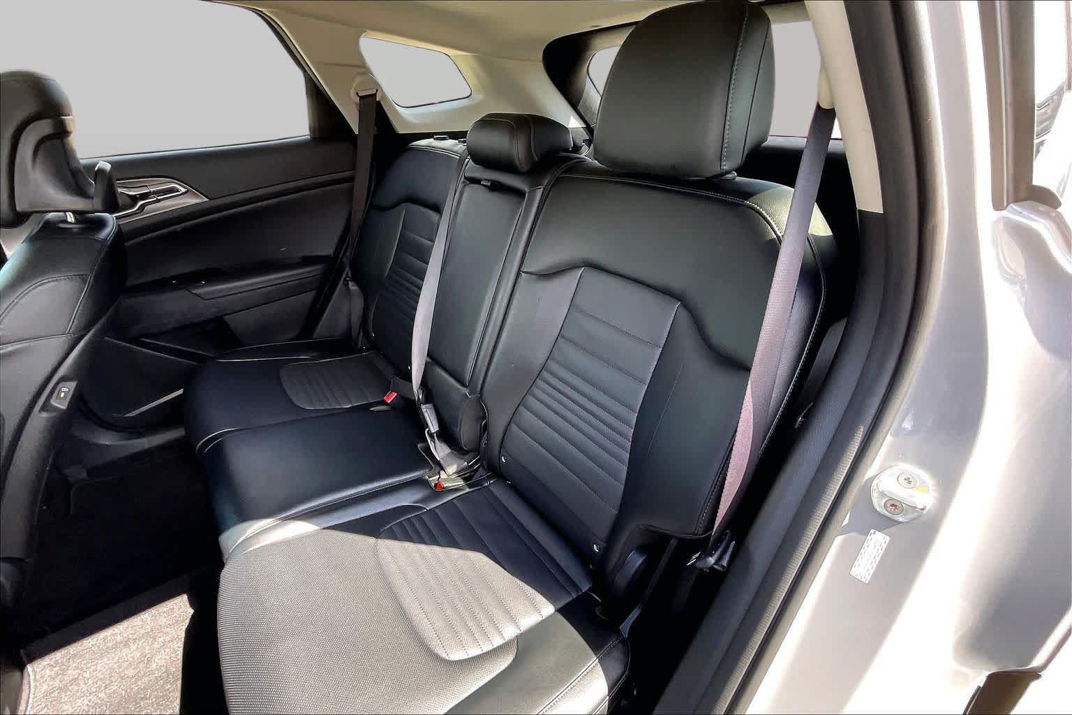Used 2023 Kia Sportage SX FWD image 39