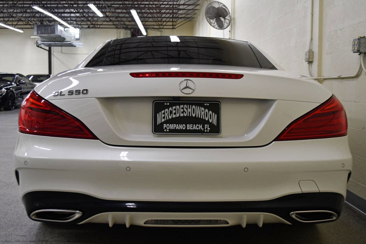 Used 2017 Mercedes-Benz SL 550 SL 550 2dr Convertible image 6