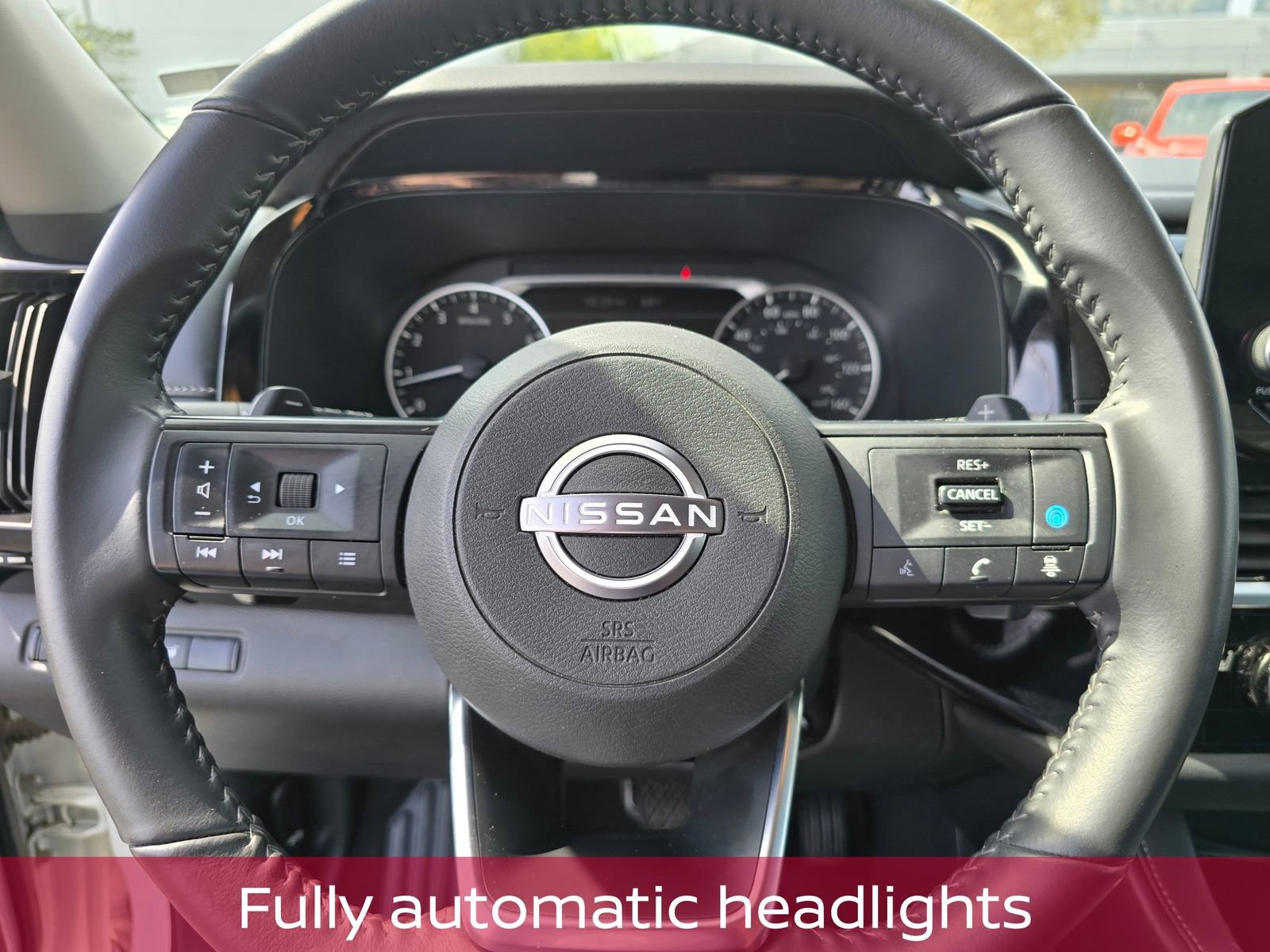 Used 2025 Nissan Pathfinder SV AWD/4WD image 16
