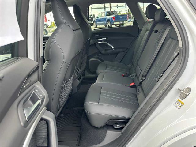 New 2025 Audi Q5 Premium Plus image 16