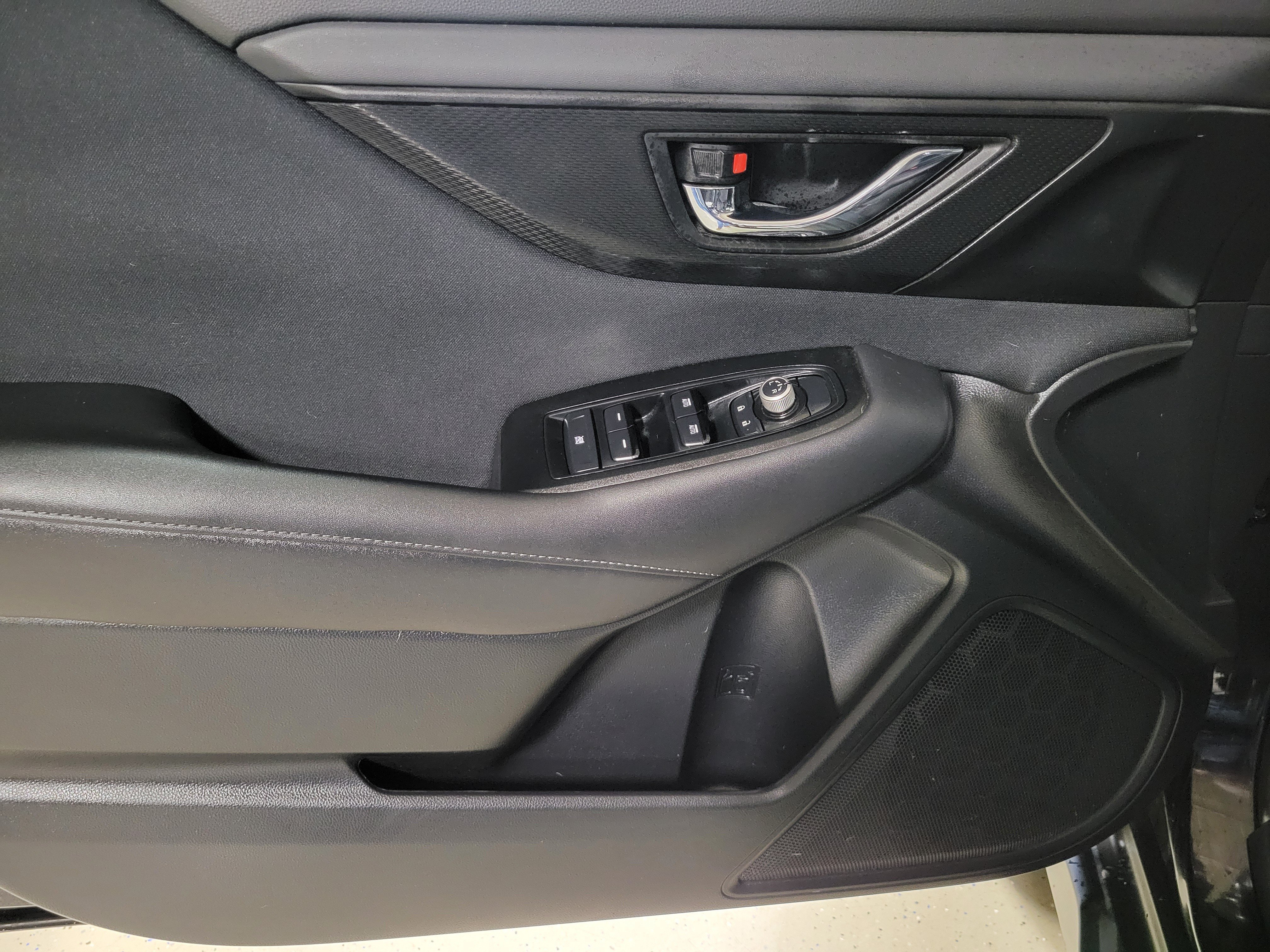 Used 2024 Subaru Outback Premium AWD/4WD image 27