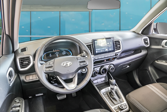 New 2026 Hyundai Venue SEL FWD image 10