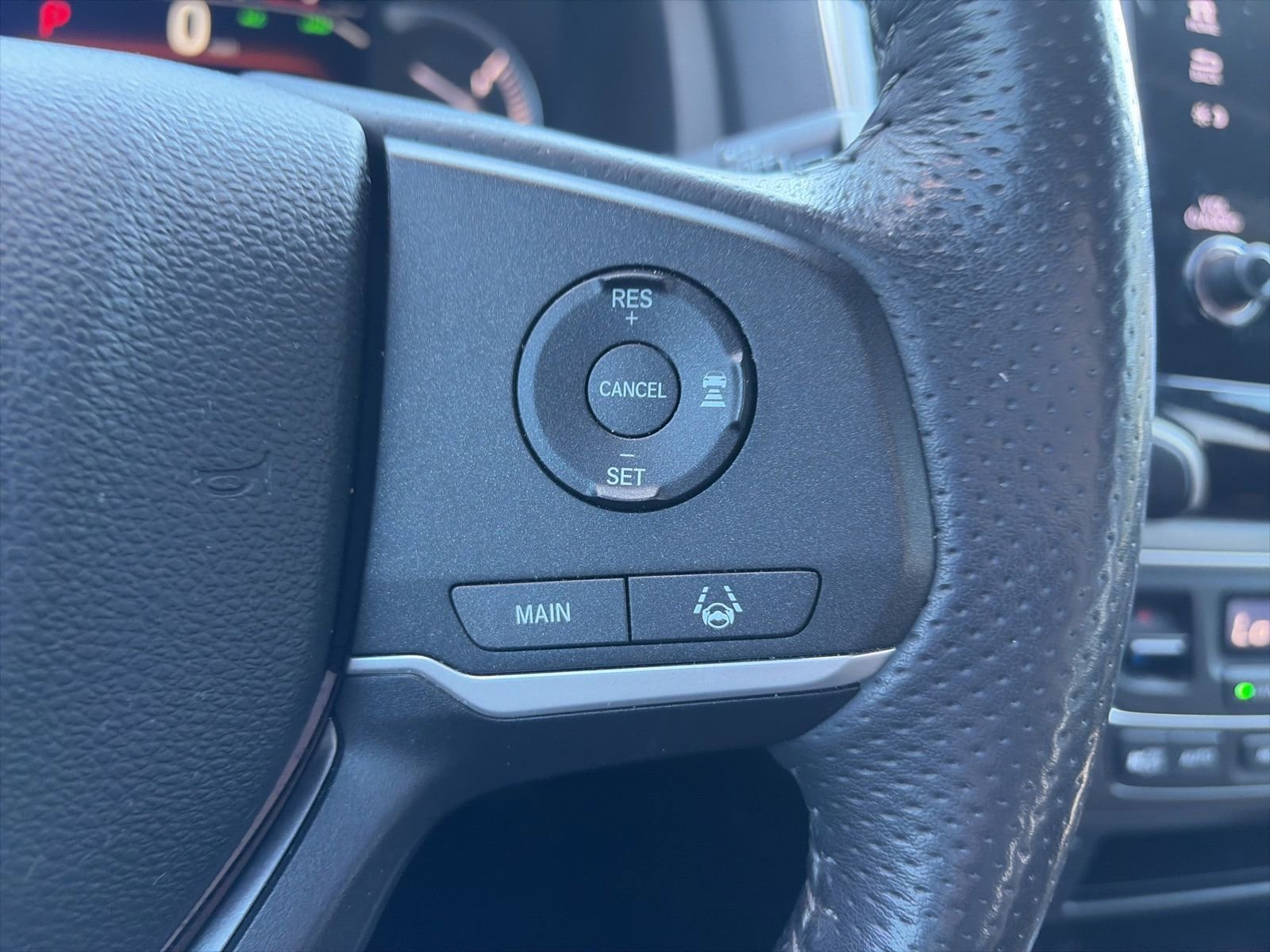 Used 2025 Honda Passport EX-L image 21