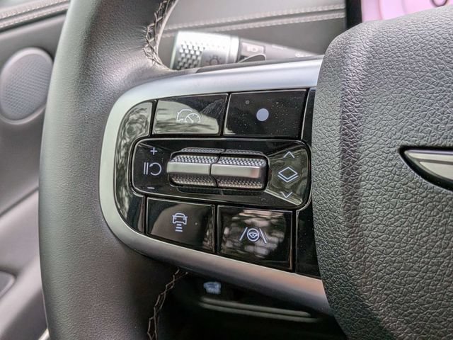 Used 2025 Genesis GV80 3.5T Advanced AWD/4WD image 30
