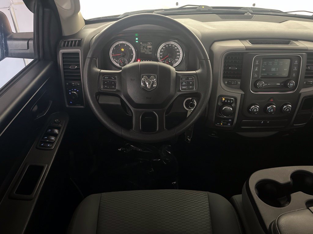 Used 2019 RAM 1500 ST w/ SXT Plus Group AWD/4WD image 31