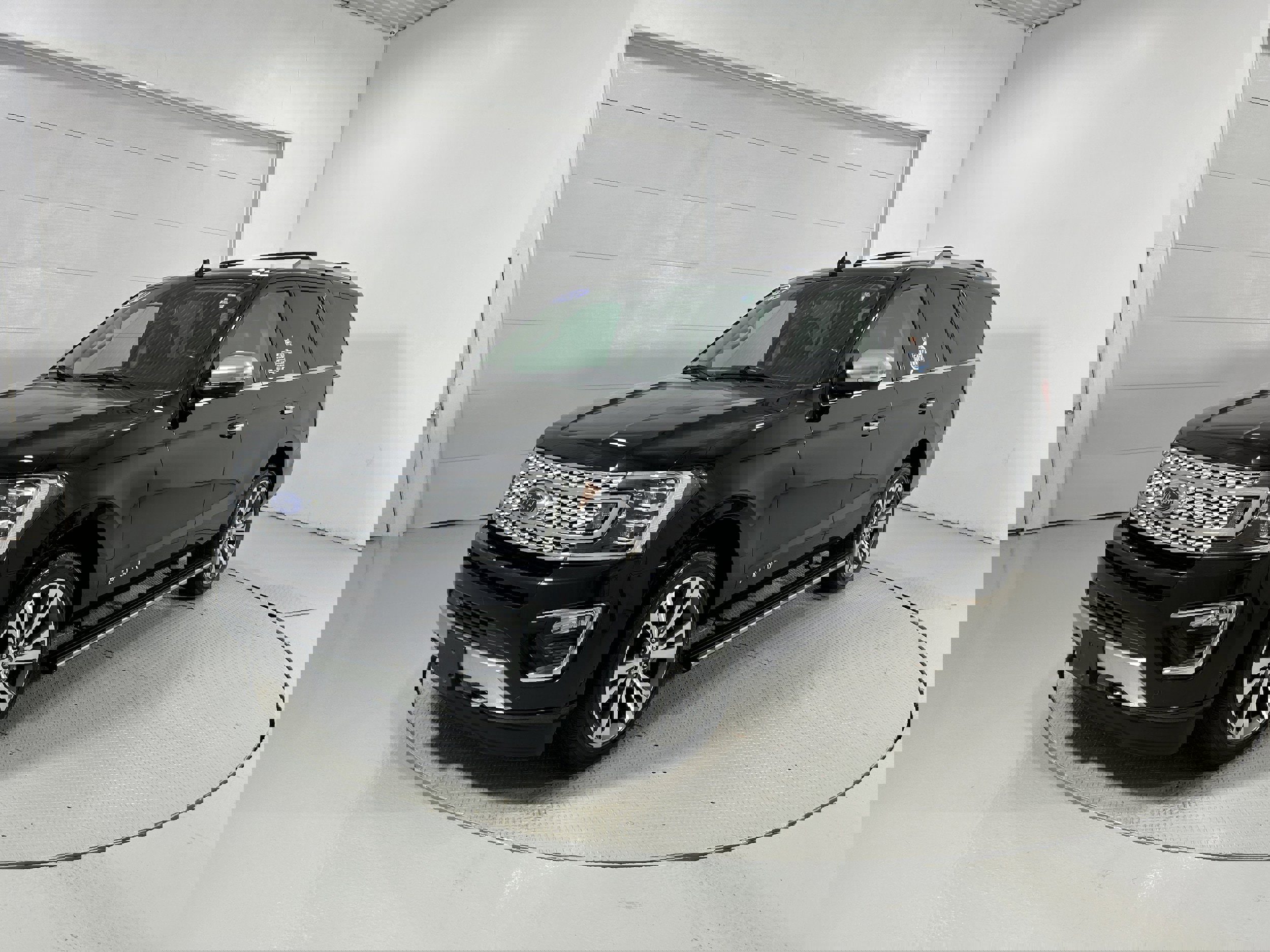 Used 2021 Ford Expedition Platinum image 22