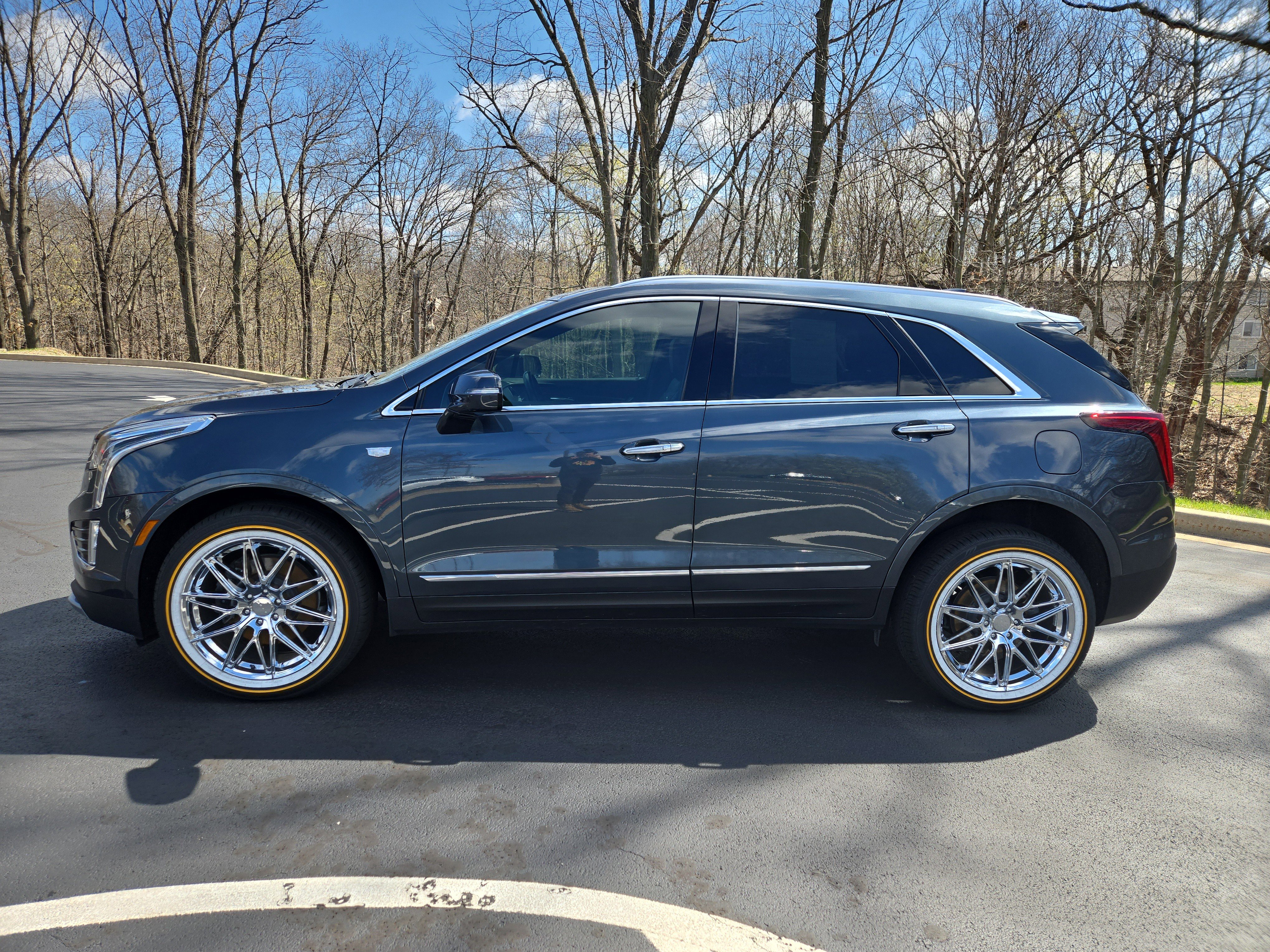 Used 2021 Cadillac XT5 Premium Luxury image 5