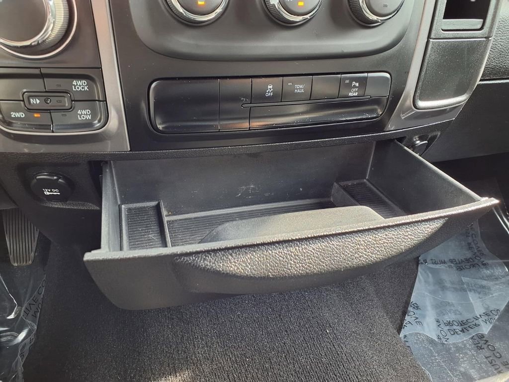 Used 2024 RAM 1500 Classic Warlock image 11