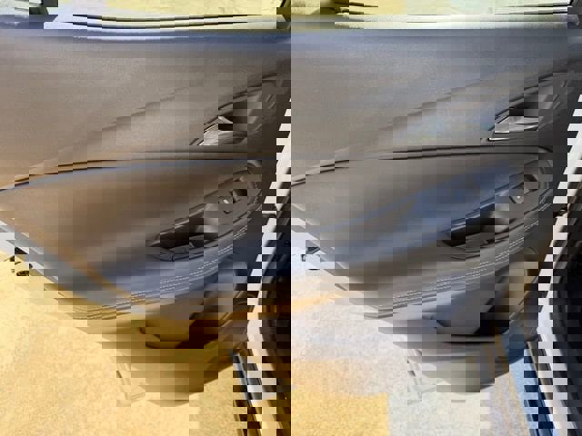 Used 2024 Buick Encore GX Sport Touring image 16