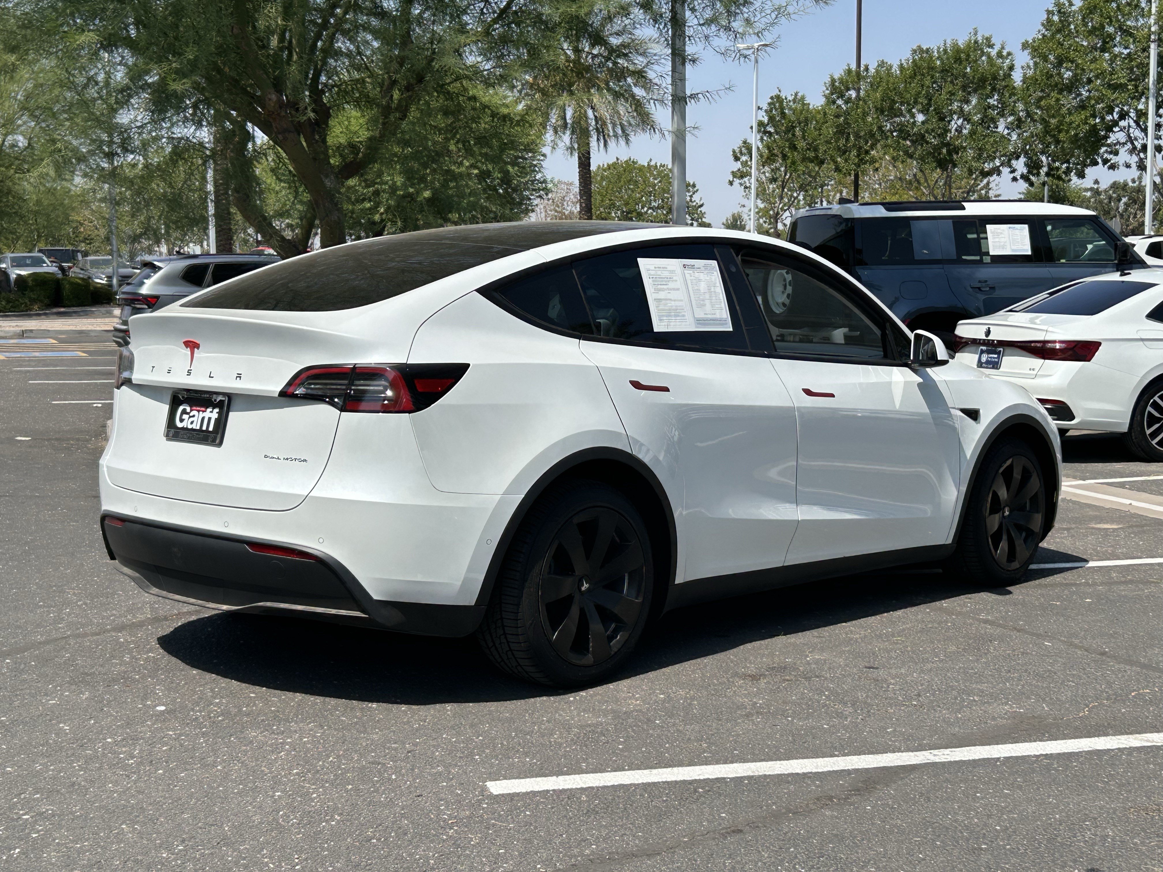 Used 2021 Tesla Model Y Long Range AWD/4WD image 4