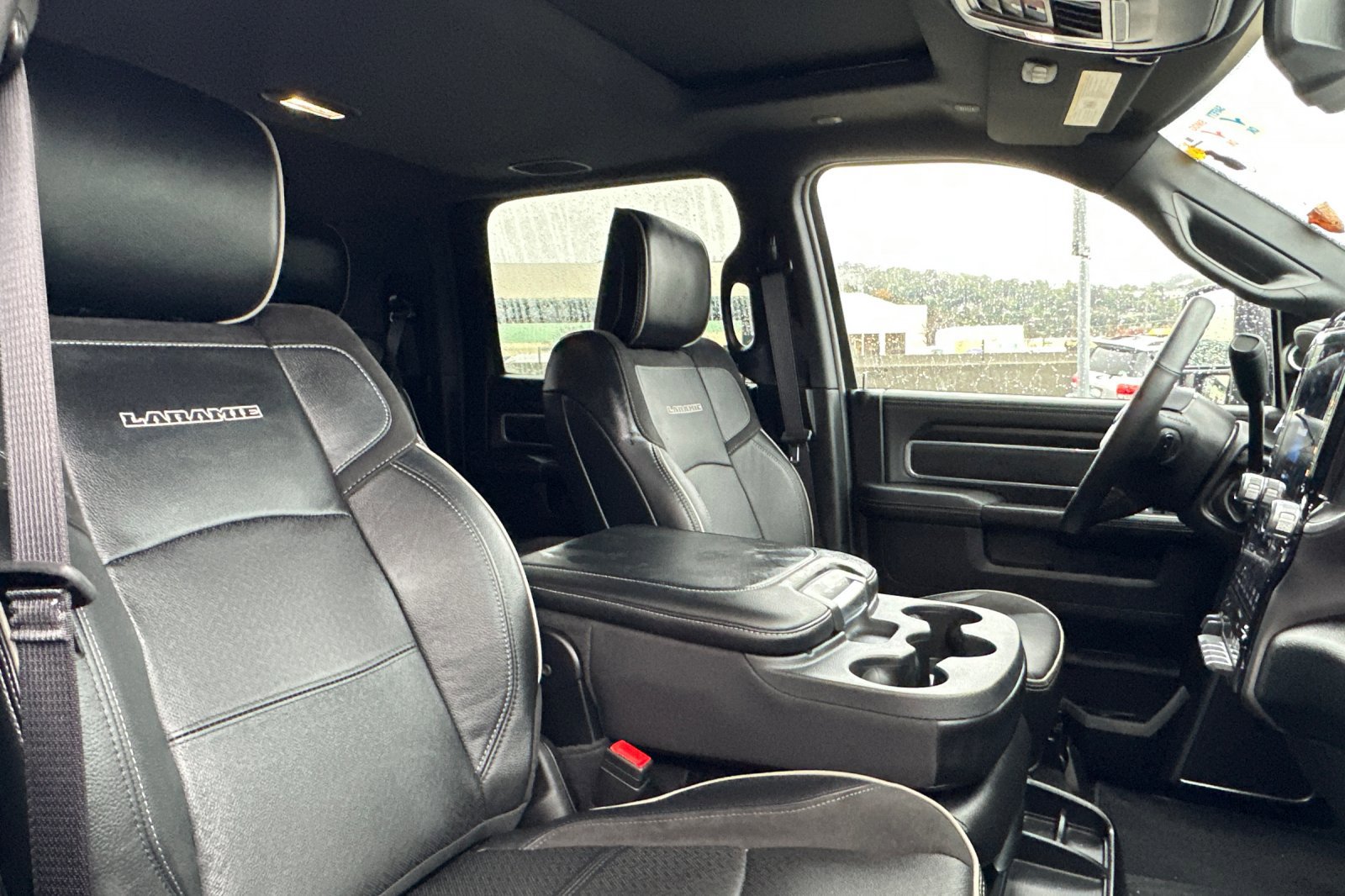 Used 2024 RAM 3500 Laramie w/ Sport Appearance Package image 31