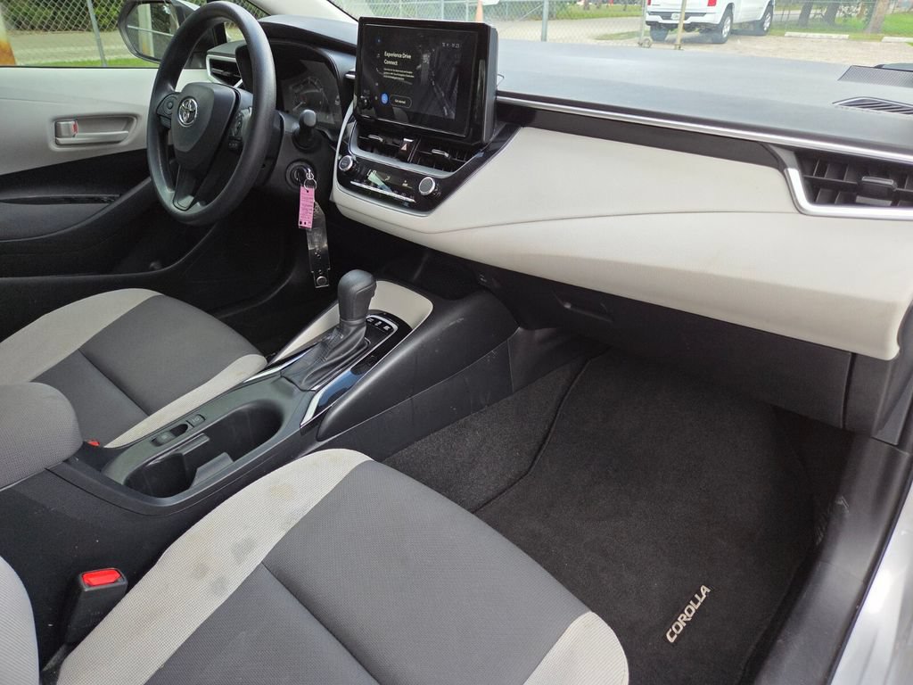Certified 2025 Toyota Corolla LE FWD image 13