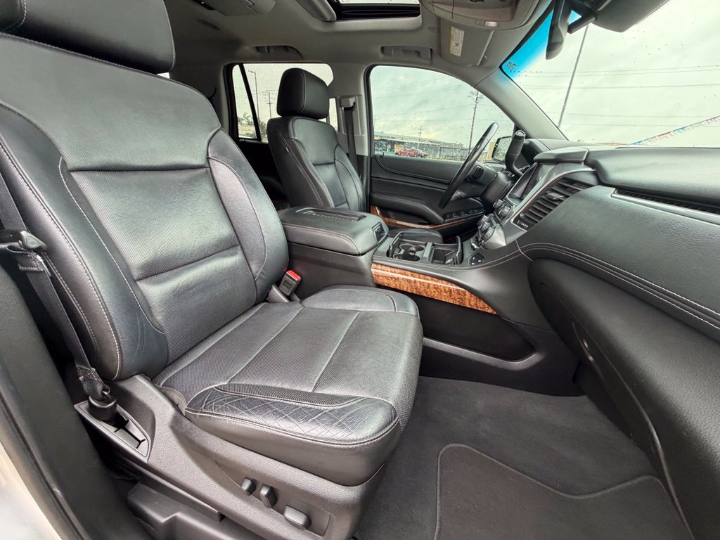 Used 2019 Chevrolet Tahoe Premier AWD/4WD image 34