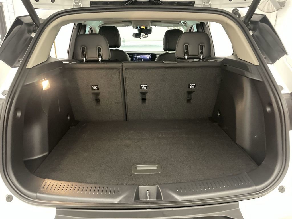 Used 2025 Buick Encore GX Preferred w/ Comfort Package image 18