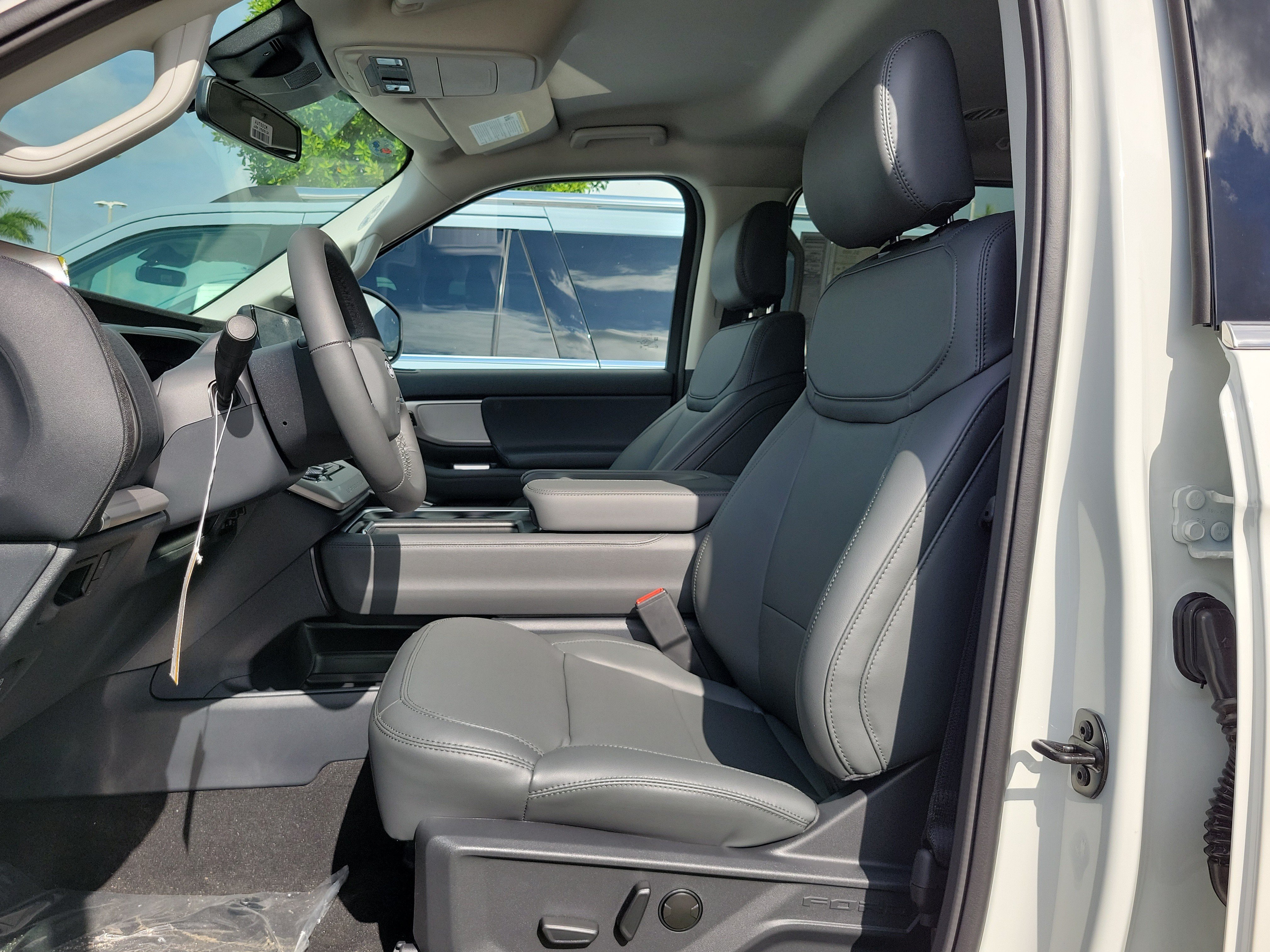 New 2027 Ford Expedition Max Active RWD image 9