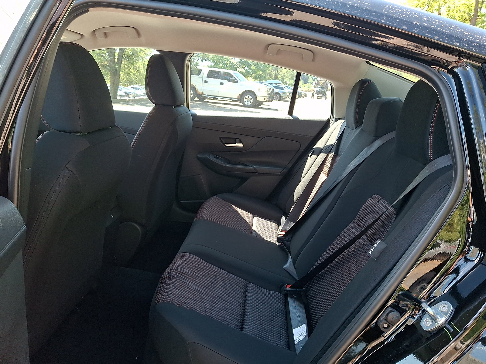 New 2027 Nissan Sentra SR w/ SR All Weather Package FWD image 6