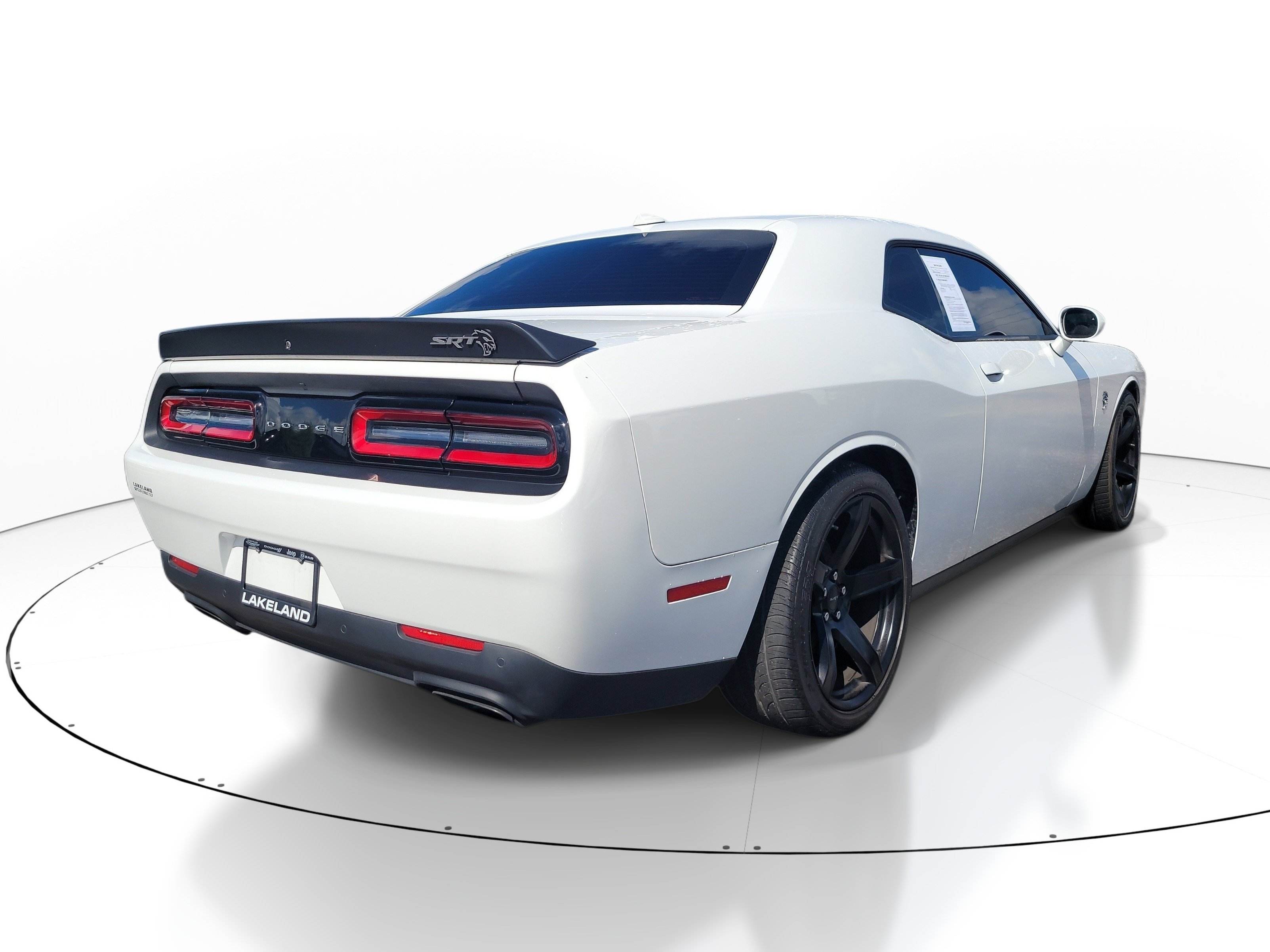 Used 2022 Dodge Challenger SRT Hellcat w/ Plus Package RWD image 6