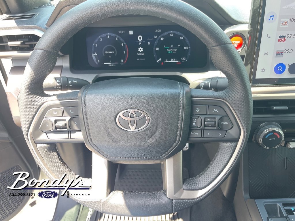 Used 2025 Toyota Tacoma TRD Sport RWD image 7