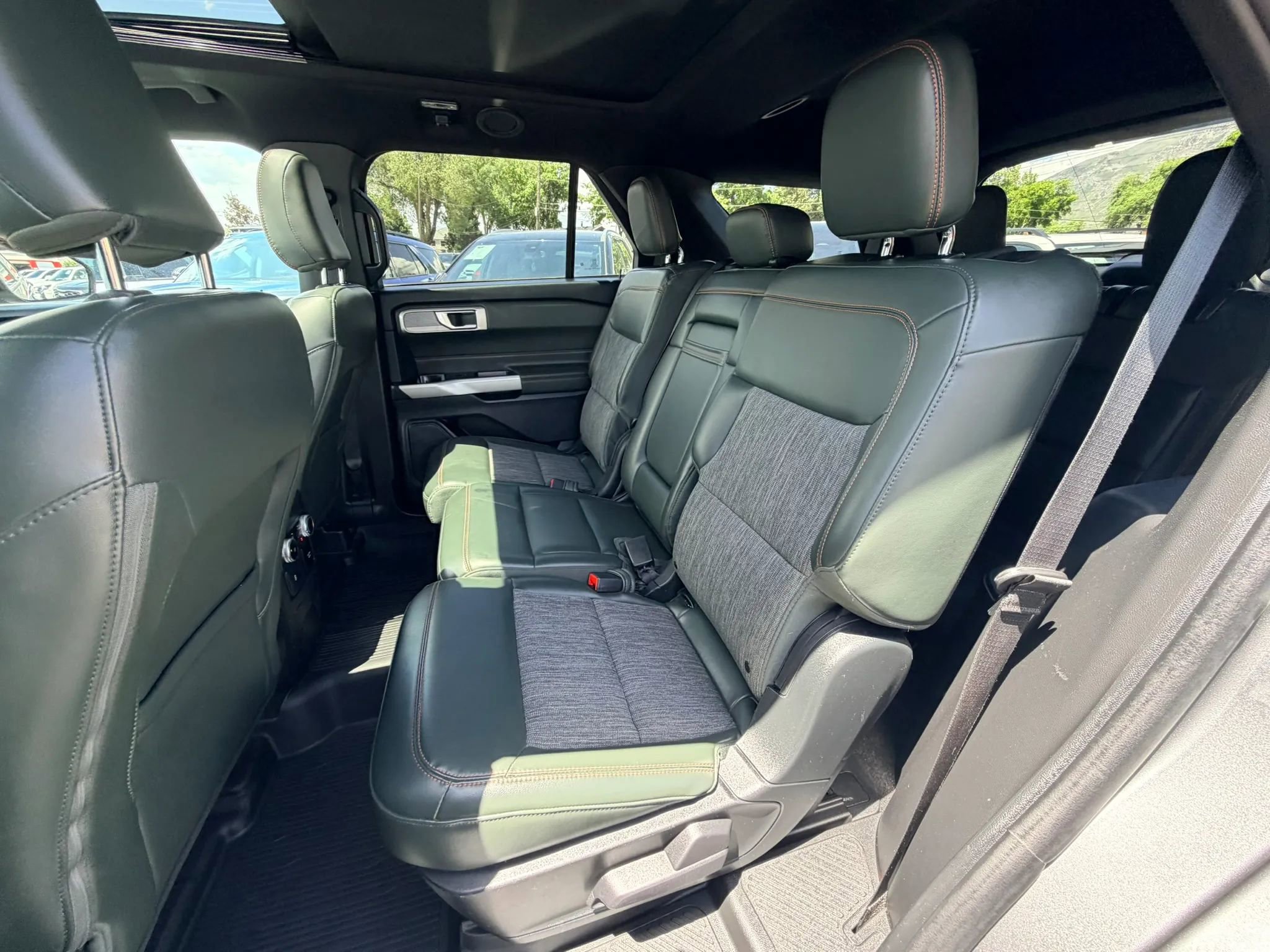 Used 2024 Ford Explorer Timberline w/ Timberline Technology Package AWD/4WD image 24