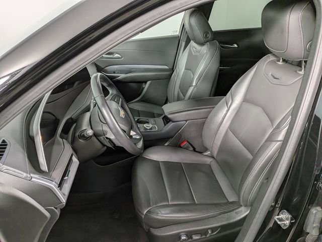 Certified 2025 Cadillac XT4 Premium Luxury FWD image 13