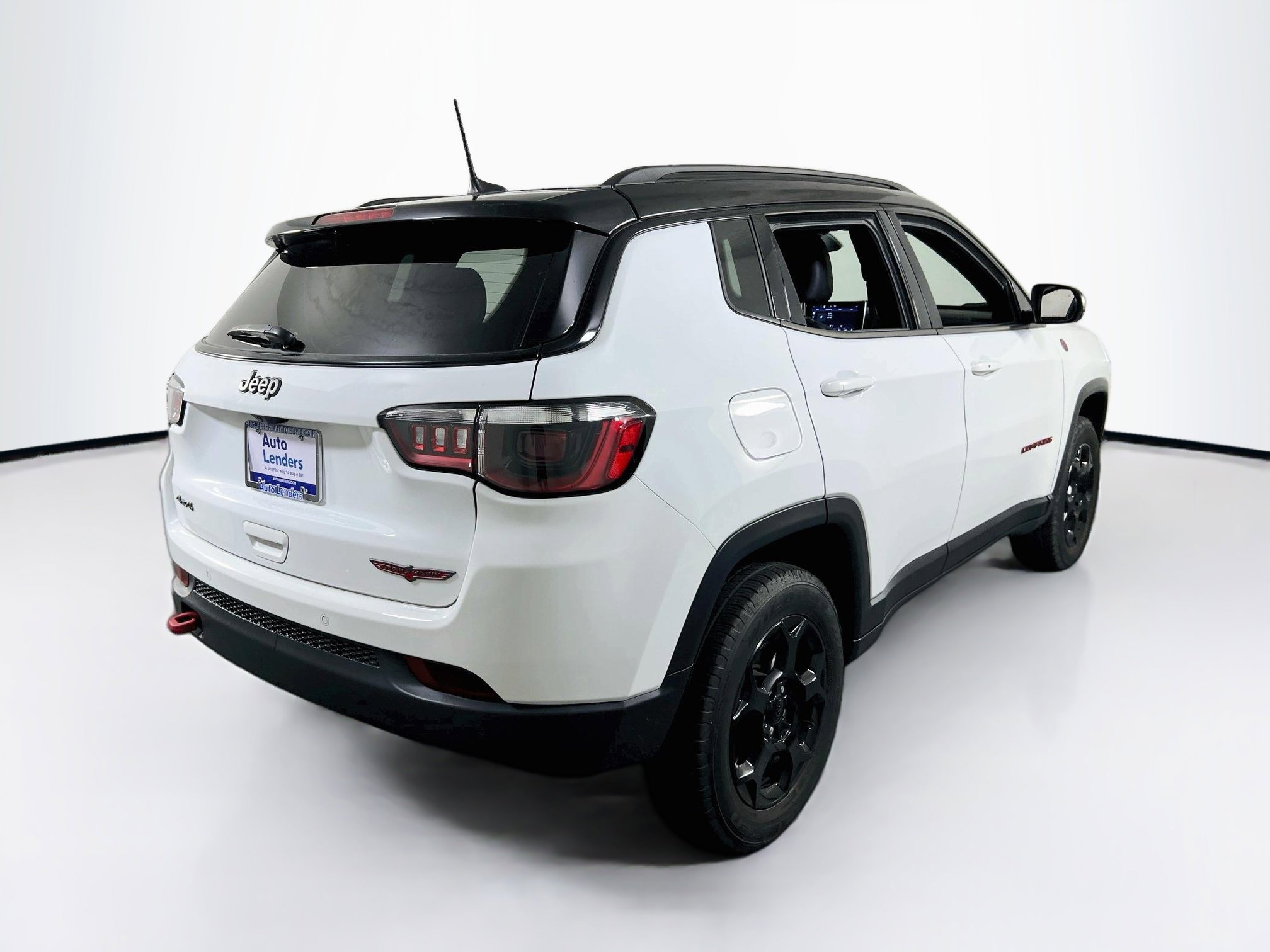 Used 2023 Jeep Compass Trailhawk AWD/4WD image 5
